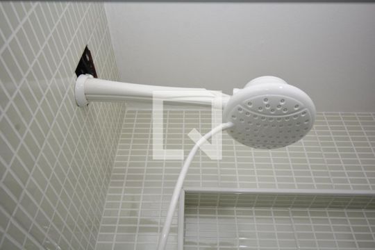 Banheiro de apartamento à venda com 2 quartos, 45m² em Irajá, Rio de Janeiro