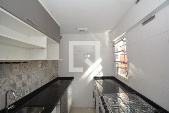 Cozinha e Área de Serviço de apartamento à venda com 2 quartos, 45m² em Irajá, Rio de Janeiro