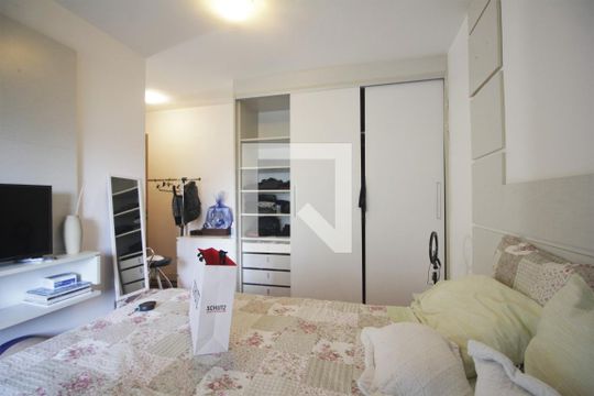 Suíte 1 de apartamento para alugar com 3 quartos, 408m² em Vila Morumbi, São Paulo