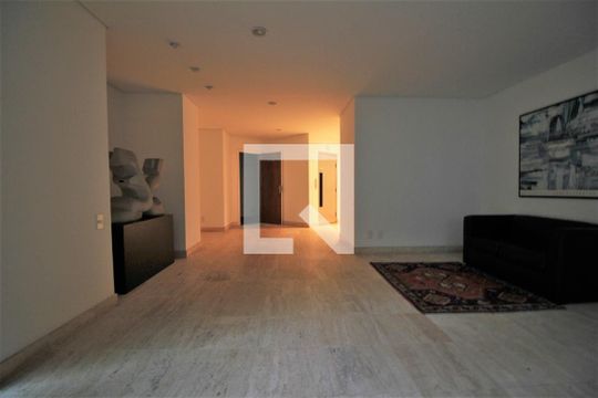 Hall de apartamento para alugar com 3 quartos, 408m² em Vila Morumbi, São Paulo