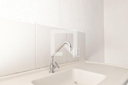 Cozinha e Área de Serviço de apartamento para alugar com 2 quartos, 39m² em Vila Nova Bonsucesso, Guarulhos