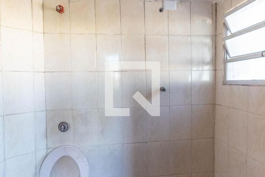 Banheiro - Churrasqueira de casa à venda com 5 quartos, 300m² em Jardim Eliane, São Paulo