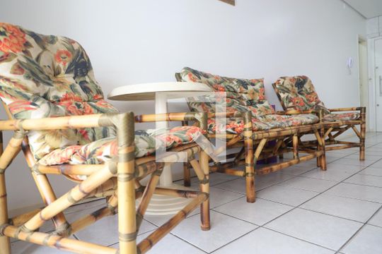 Apartamento para alugar com 2 quartos, 80m² em Ingleses do Rio Vermelho, Florianópolis
