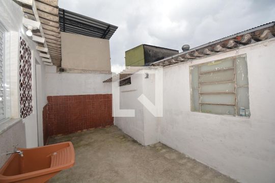 Área de Serviço de kitnet/studio para alugar com 1 quarto, 50m² em Inhauma, Rio de Janeiro