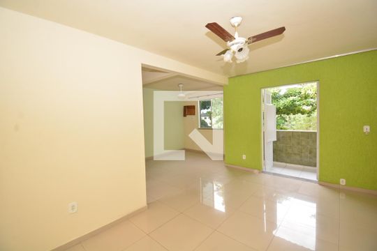 Apartamento para alugar com 2 quartos, 80m² em Irajá, Rio de Janeiro