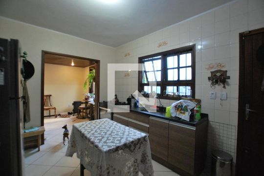 Cozinha de casa à venda com 5 quartos, 222m² em Teresópolis, Porto Alegre