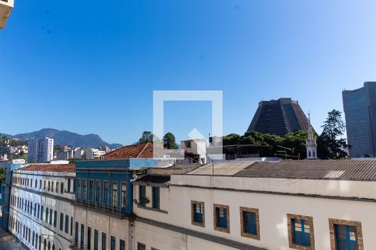 Vista da Sala de apartamento à venda com 1 quarto, 27m² em Centro, Rio de Janeiro