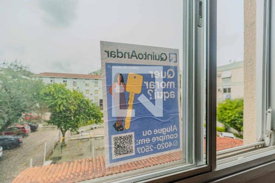 Banheiro de apartamento para alugar com 3 quartos, 76m² em Cristal, Porto Alegre