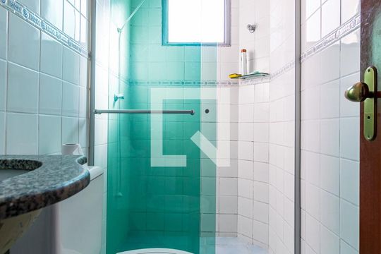 Banheiro da Suíte de apartamento para alugar com 3 quartos, 62m² em Jabaquara, São Paulo