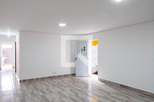 Sala de casa para alugar com 1 quarto, 70m² em Jardim Rosalina, Cotia