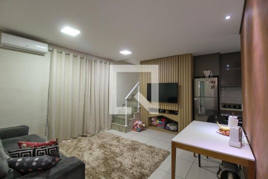 Casa de Condomínio à venda com 2 quartos, 110m² em Vila Alpina, São Paulo
