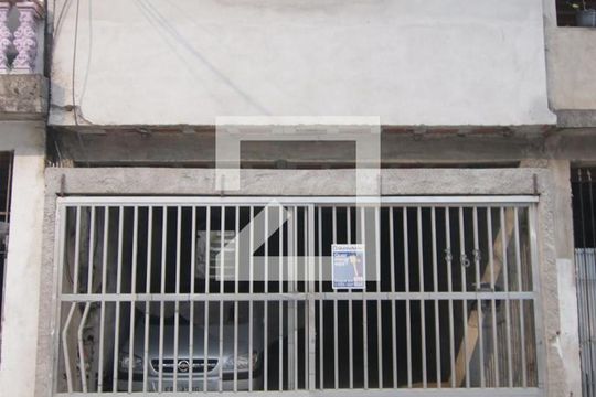 Fachada de casa para alugar com 1 quarto, 30m² em Ermelino Matarazzo, São Paulo