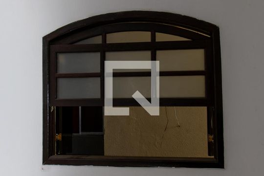 Apartamento para alugar com 2 quartos, 80m² em Canhema, Diadema
