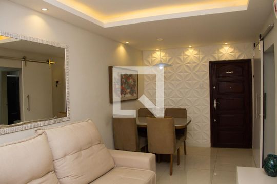 Sala de apartamento à venda com 2 quartos, 68m² em Todos Os Santos, Rio de Janeiro