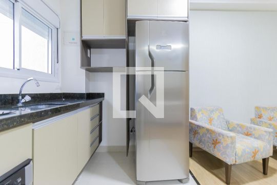 Cozinha de apartamento para alugar com 1 quarto, 39m² em Altos do Esplanada, São José dos Campos