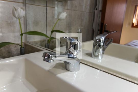 Banheiro da Suíte de apartamento para alugar com 3 quartos, 108m² em Harmonia, Canoas