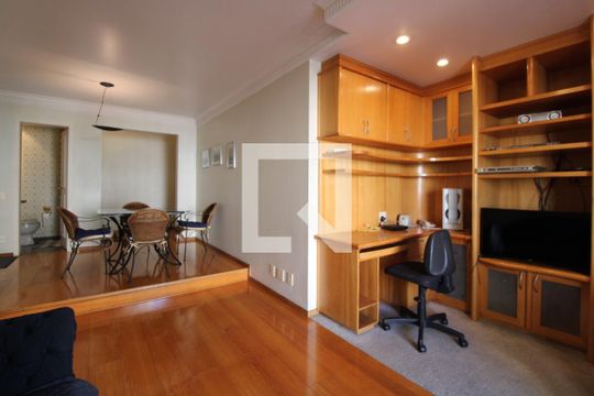 Apartamento para alugar com 1 quarto, 70m² em Cambuí, Campinas