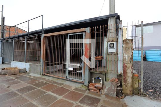 Fachada de casa à venda com 2 quartos, 363m² em Liberdade, Novo Hamburgo