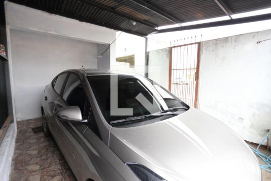 Garagem de casa à venda com 2 quartos, 363m² em Liberdade, Novo Hamburgo