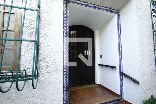 Entrada do Prédio de apartamento à venda com 3 quartos, 137m² em Cosme Velho, Rio de Janeiro
