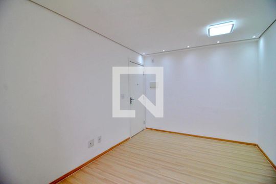 Sala de apartamento para alugar com 2 quartos, 50m² em Jardim Utinga, Santo André