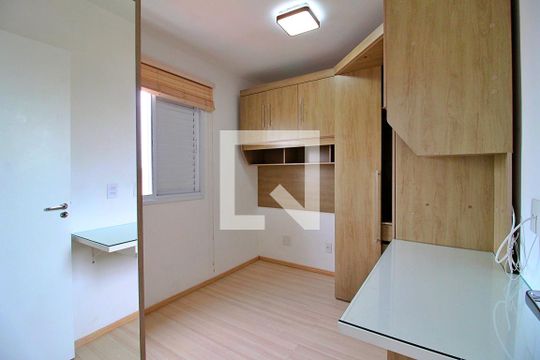 Quarto 1 de apartamento para alugar com 2 quartos, 50m² em Jardim Utinga, Santo André