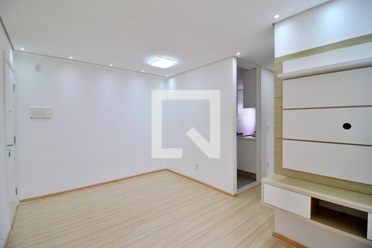 Sala de apartamento para alugar com 2 quartos, 50m² em Jardim Utinga, Santo André