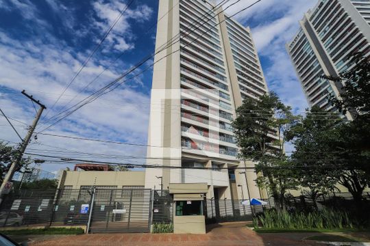 Fachada de apartamento para alugar com 3 quartos, 163m² em Vila Anastácio, São Paulo