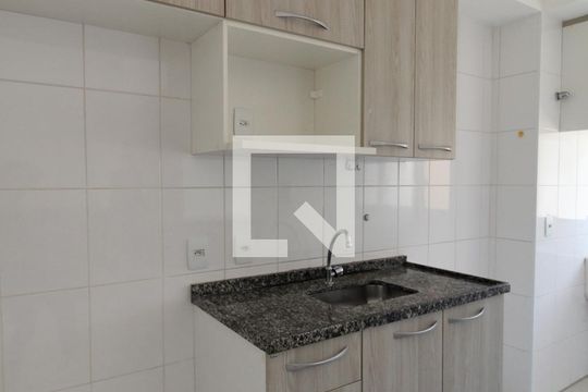 Apartamento para alugar com 2 quartos, 48m² em Vila Angélica, Sorocaba