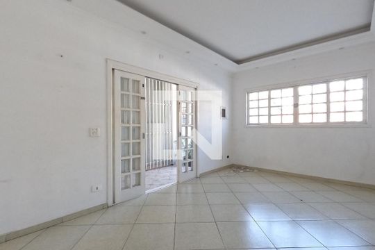 Sala de casa à venda com 4 quartos, 272m² em Jardim Santa Clara, Guarulhos