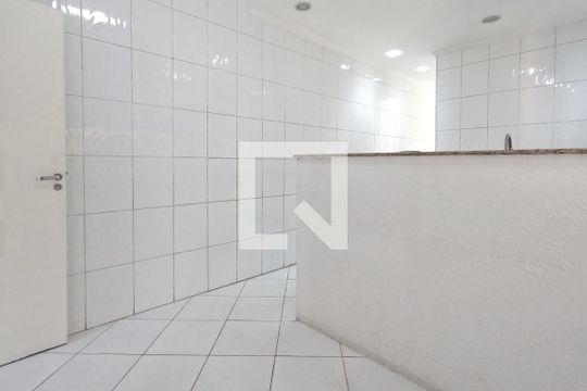 Cozinha de casa à venda com 4 quartos, 272m² em Jardim Santa Clara, Guarulhos