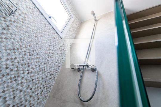 Banheiro da Suíte de apartamento para alugar com 2 quartos, 59m² em Jardim da Glória, São Paulo