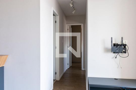 Corredor de apartamento para alugar com 2 quartos, 59m² em Jardim da Glória, São Paulo