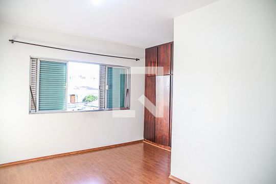 quarto 1 de casa à venda com 4 quartos, 180m² em Campestre, Santo André