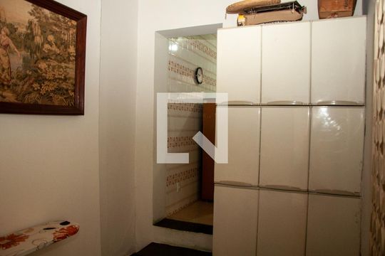 Área de Serviço de casa à venda com 3 quartos, 250m² em Novo Eldorado, Contagem