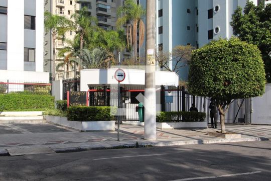 Fachada de apartamento à venda com 3 quartos, 99m² em Indianópolis, São Paulo