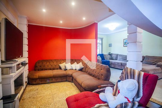 Sala de casa para alugar com 3 quartos, 205m² em Parque Marabá, Taboão da Serra