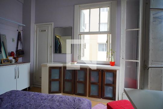 Quarto 1 de apartamento à venda com 4 quartos, 147m² em Floresta, Porto Alegre