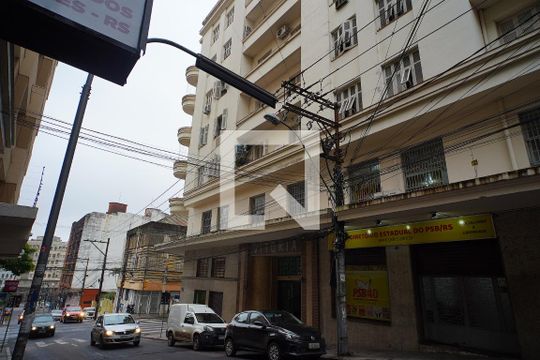 Fachada  de apartamento à venda com 4 quartos, 147m² em Floresta, Porto Alegre