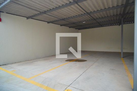 Garagem de apartamento à venda com 4 quartos, 188m² em Jardim São Pedro, Porto Alegre