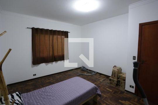 Quarto 2 de casa à venda com 3 quartos, 200m² em Jardim Triana, São Paulo