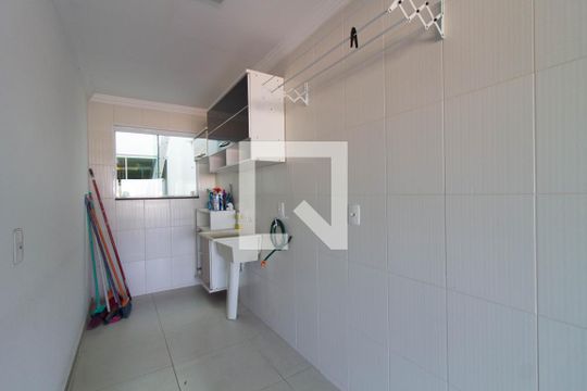 Área de serviço de casa para alugar com 3 quartos, 300m² em Vila Haro, Sorocaba