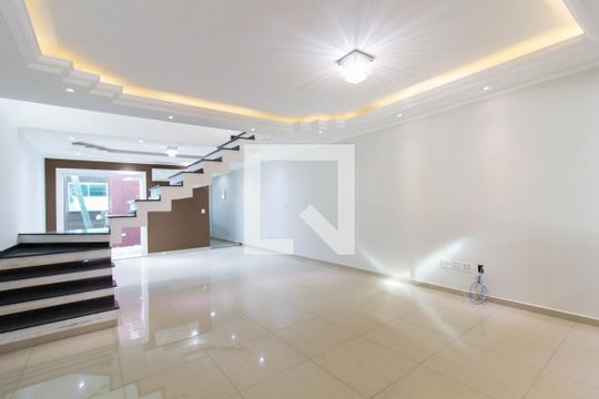 Casa para alugar com 3 quartos, 300m² em Vila Haro, Sorocaba