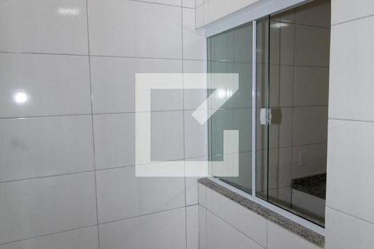 Área de Serviço de apartamento para alugar com 2 quartos, 55m² em Ramos, Rio de Janeiro