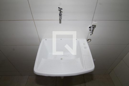 Área de Serviço de apartamento para alugar com 2 quartos, 55m² em Ramos, Rio de Janeiro