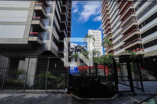 Fachada de apartamento para alugar com 4 quartos, 134m² em Perdizes, São Paulo