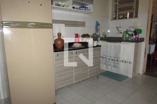 Cozinha de apartamento para alugar com 1 quarto, 54m² em Campo Grande, Rio de Janeiro