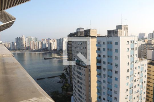 Vista da Sala de apartamento para alugar com 2 quartos, 65m² em Itararé, São Vicente