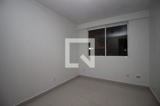 Quarto 2 de apartamento para alugar com 2 quartos, 60m² em Ceilândia Norte (ceilândia), Brasília
