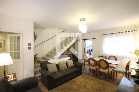 Casa à venda com 3 quartos, 110m² em Ipiranga, São Paulo
